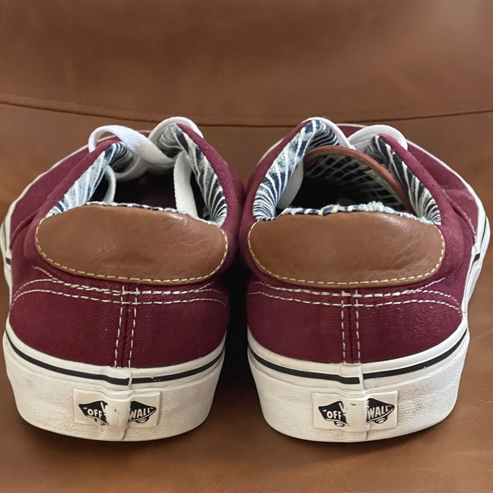 Vans Era size 10 - Picture 2 of 5